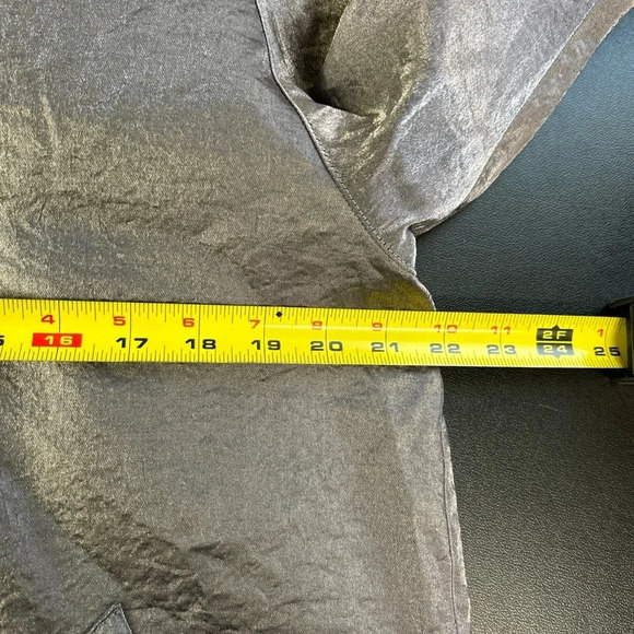 Vintage Jones New York Women’s Size 6 Silver Metallic Button Trench Coat Pockets - Picture 7 of 13